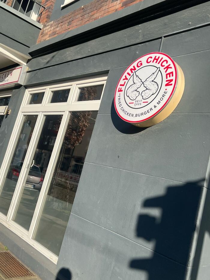 Bilder Flying Chicken & Burger
