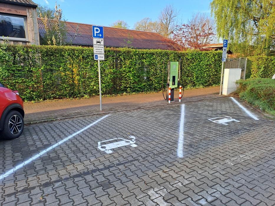 Bilder OPG Charging Station