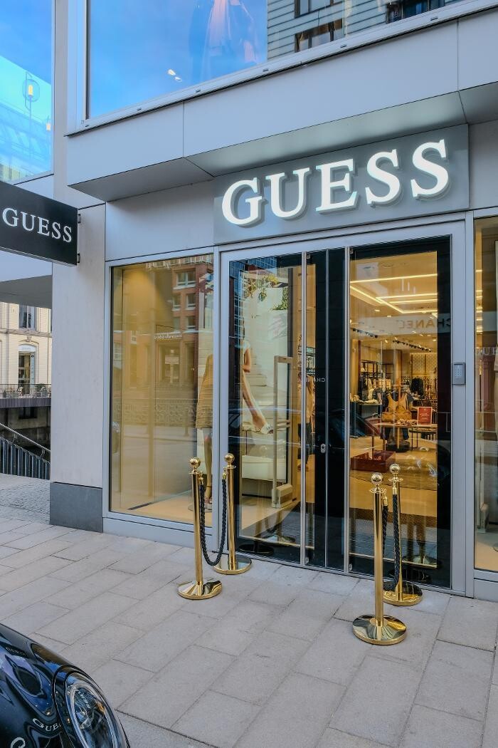 Bilder GUESS