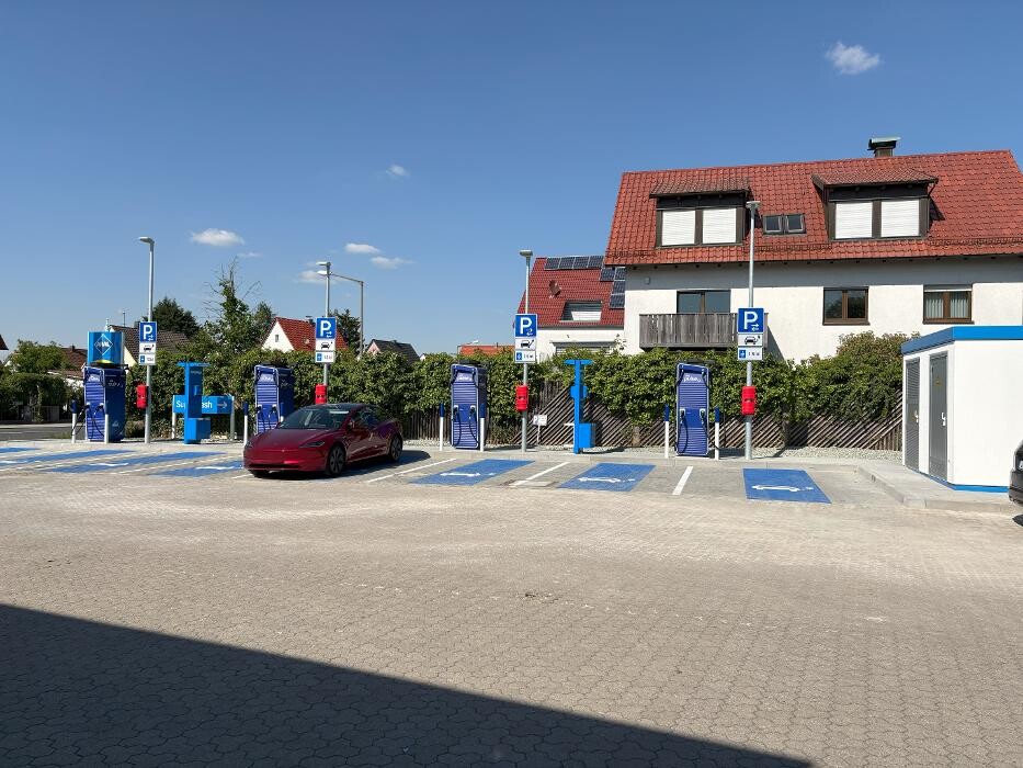 Bilder Aral pulse Ladestation