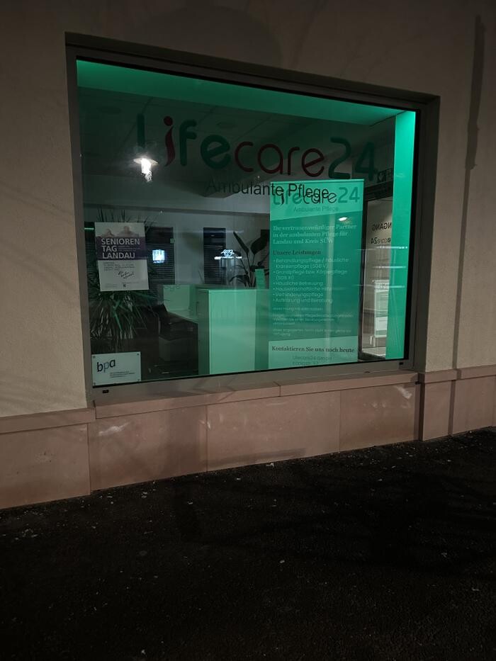 Bilder Lifecare24 - ambulante Pflege