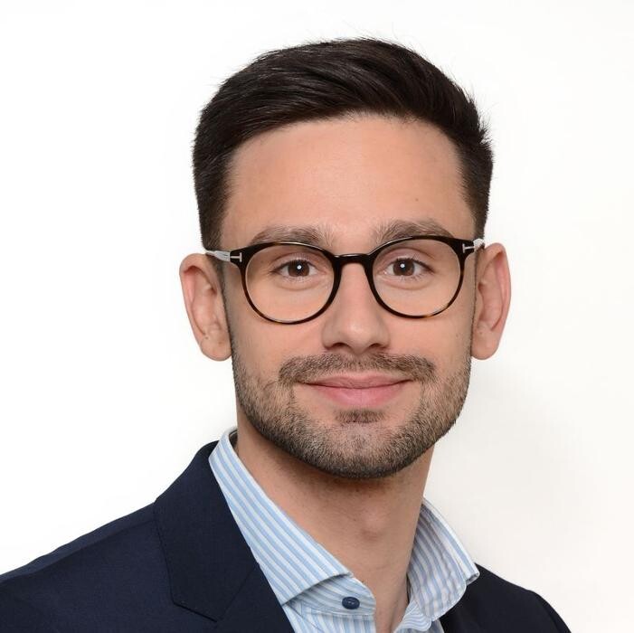 Bilder ERGO Versicherung Paul Möldner