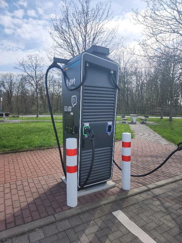 Bilder E.ON Drive Charging Station