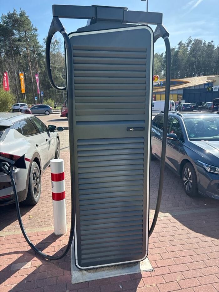 Bilder E.ON Drive Charging Station