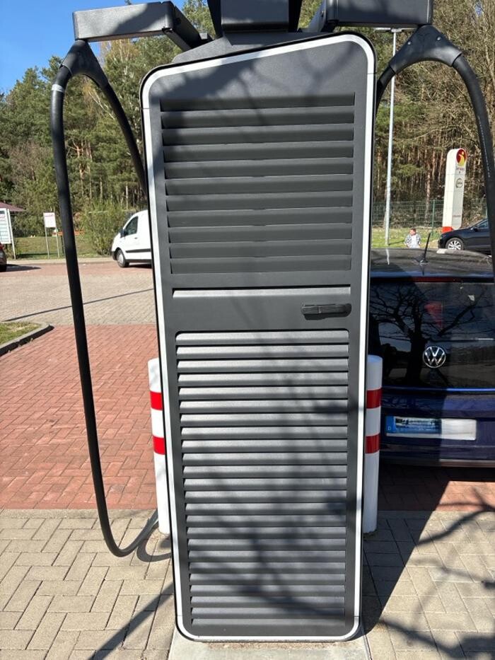 Bilder E.ON Drive Charging Station