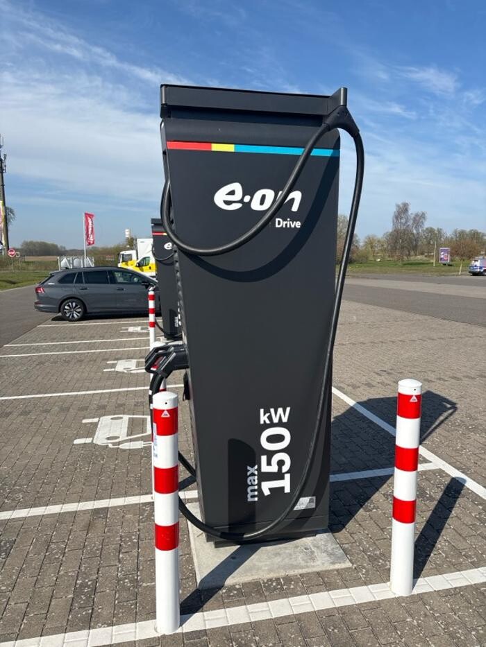 Bilder E.ON Drive Charging Station