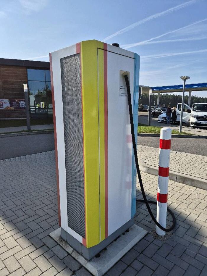 Bilder E.ON Drive Charging Station