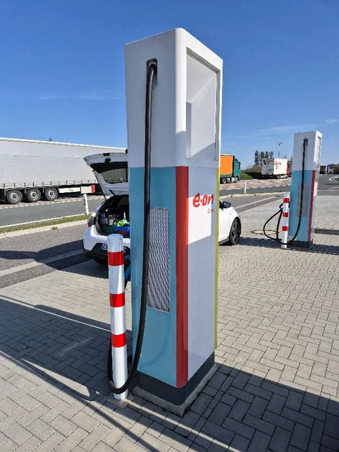 Bilder E.ON Drive Charging Station