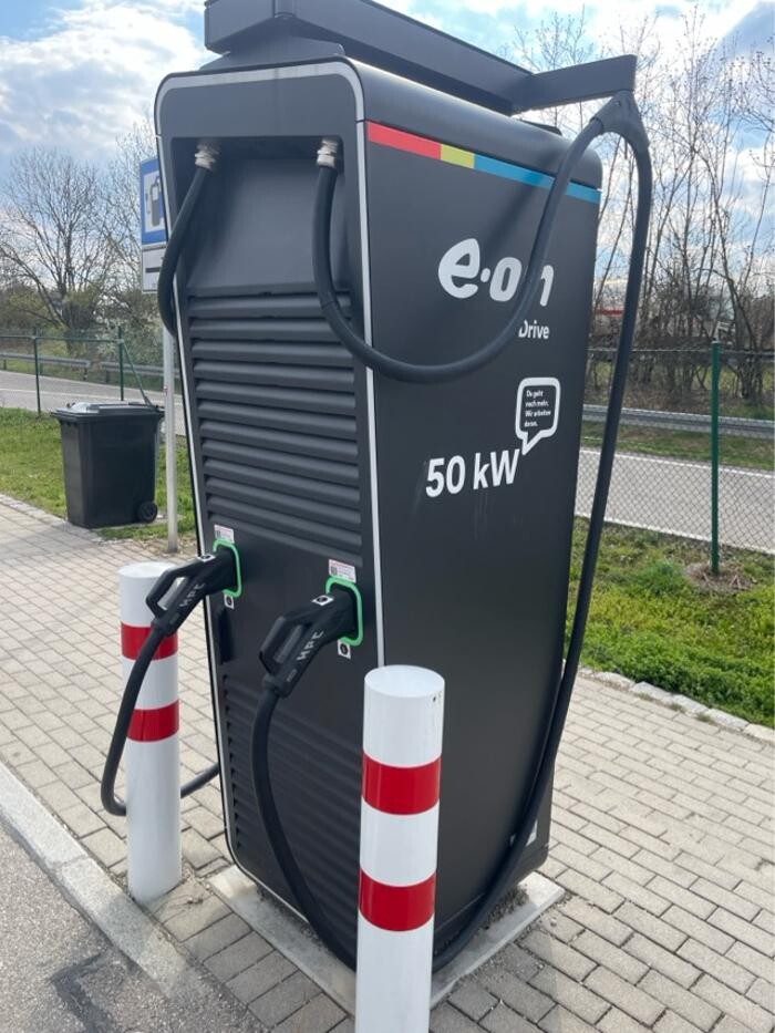 Bilder E.ON Drive Charging Station
