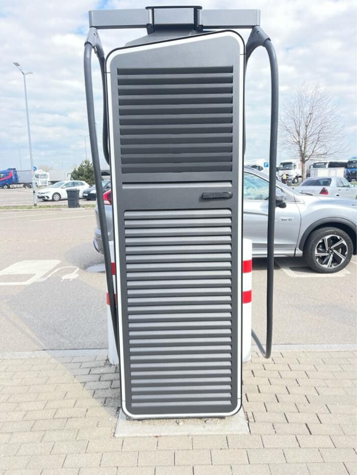 Bilder E.ON Drive Charging Station