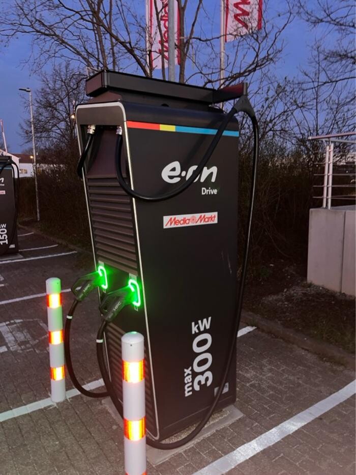 Bilder E.ON Drive Charging Station