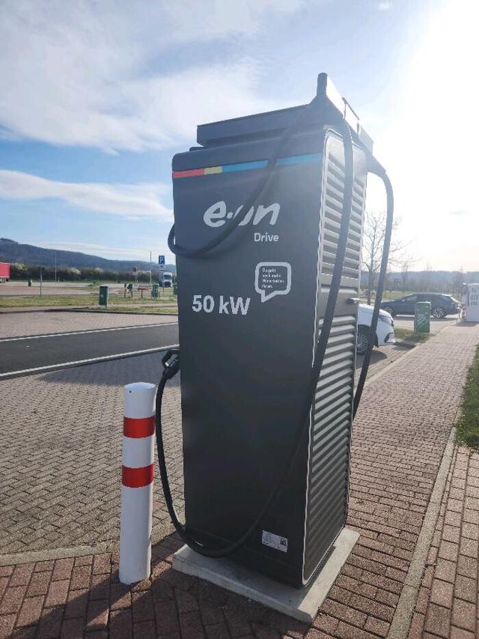 Bilder E.ON Drive Charging Station
