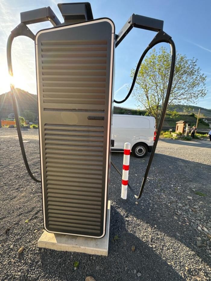 Bilder E.ON Drive Charging Station