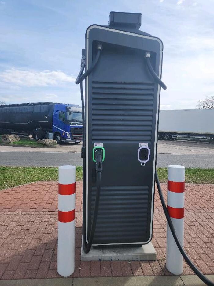 Bilder E.ON Drive Charging Station