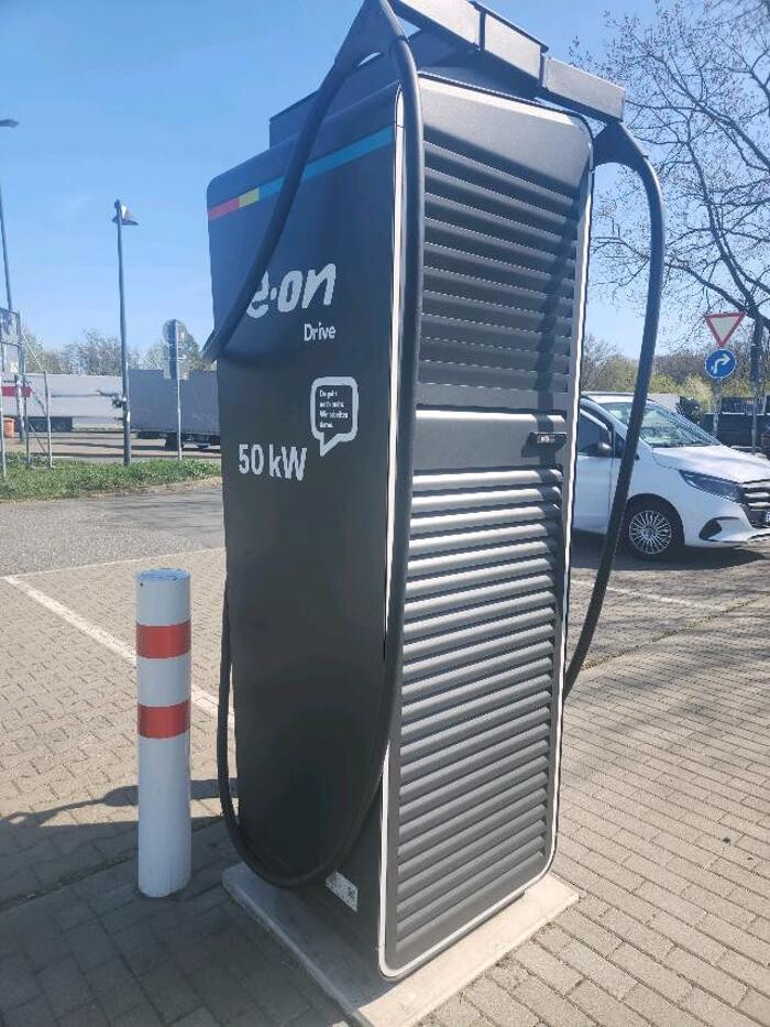 Bilder E.ON Drive Charging Station