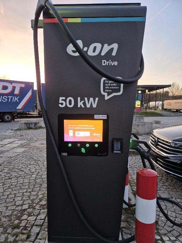 Bilder E.ON Drive Charging Station