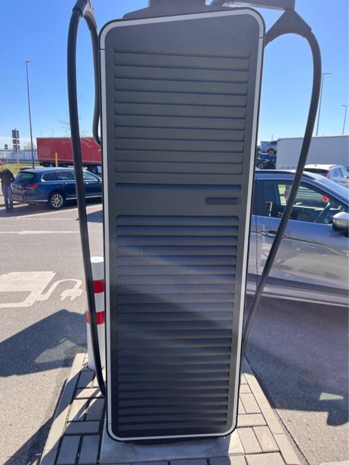 Bilder E.ON Drive Charging Station