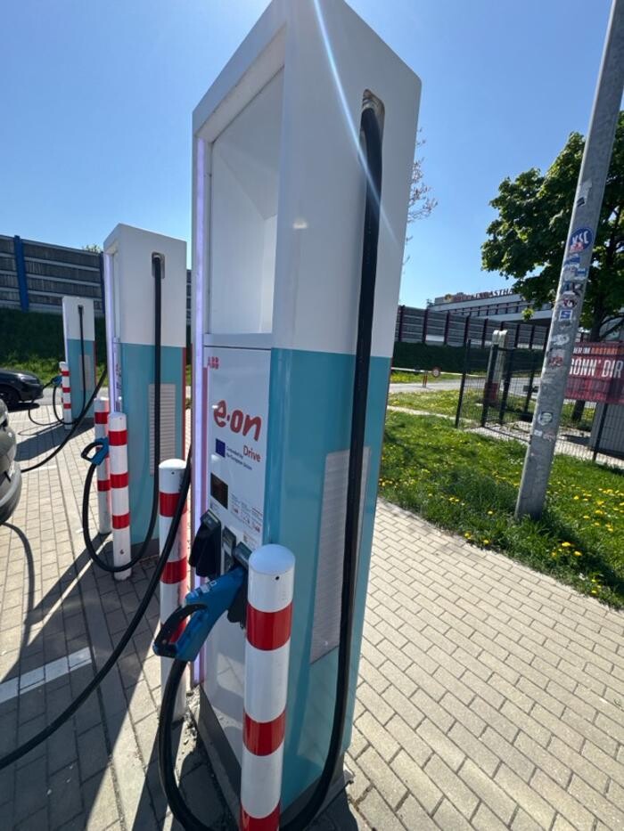 Bilder E.ON Drive Charging Station