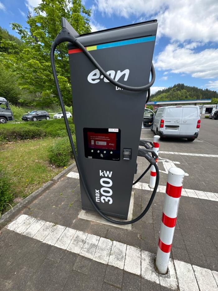 Bilder E.ON Drive Charging Station