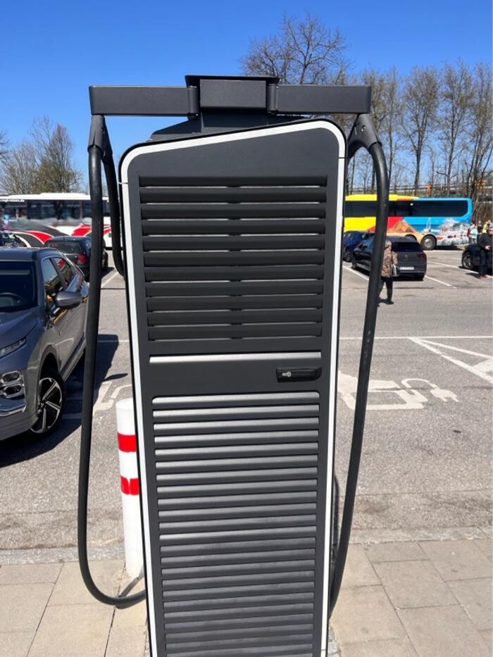 Bilder E.ON Drive Charging Station