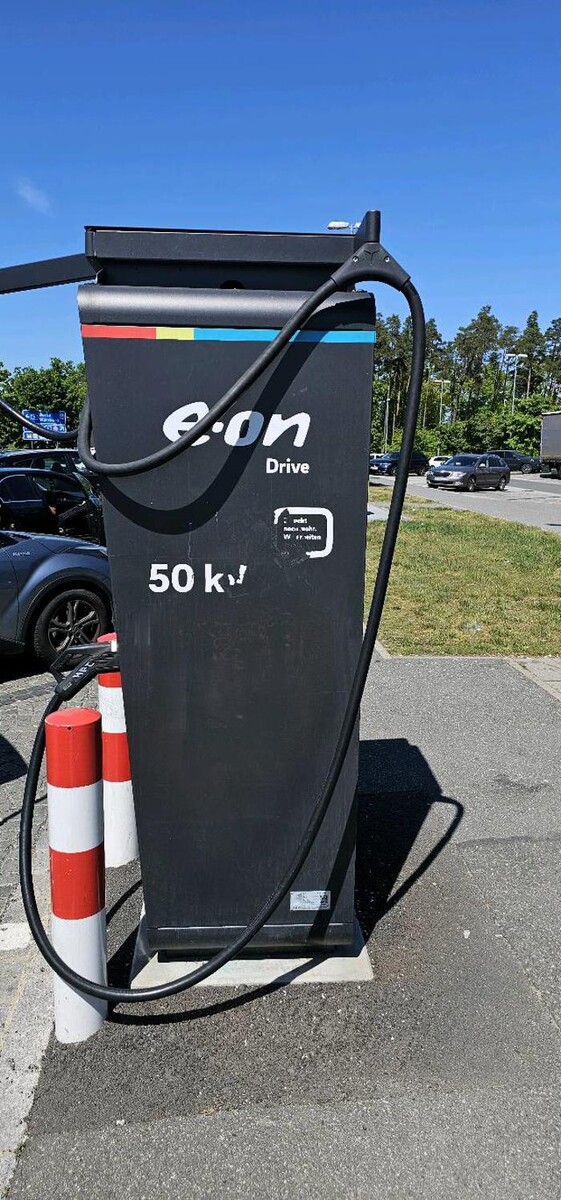 Bilder E.ON Drive Charging Station