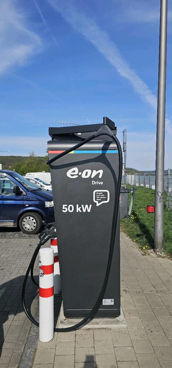 Bilder E.ON Drive Charging Station