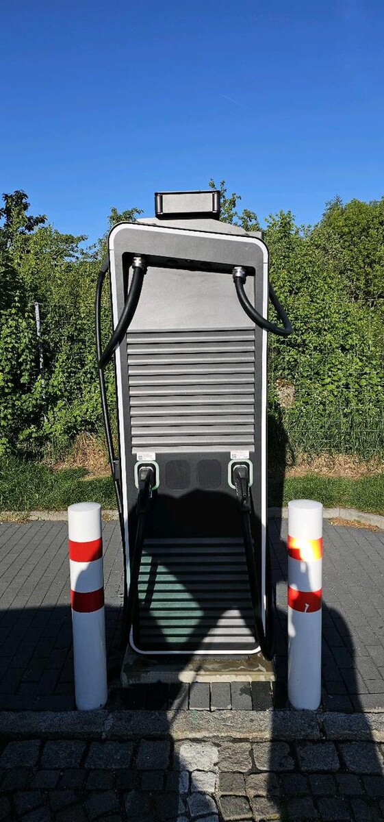 Bilder E.ON Drive Charging Station