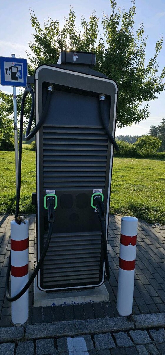 Bilder E.ON Drive Charging Station