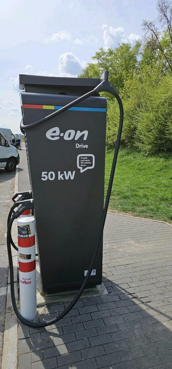 Bilder E.ON Drive Charging Station