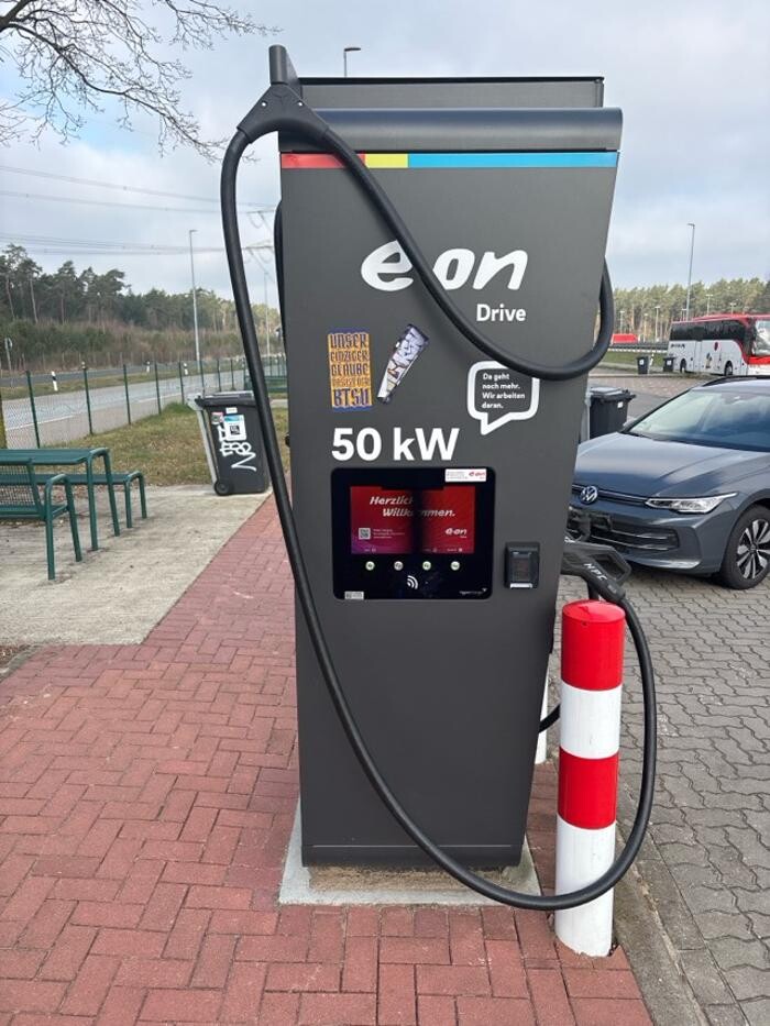 Bilder E.ON Drive Charging Station