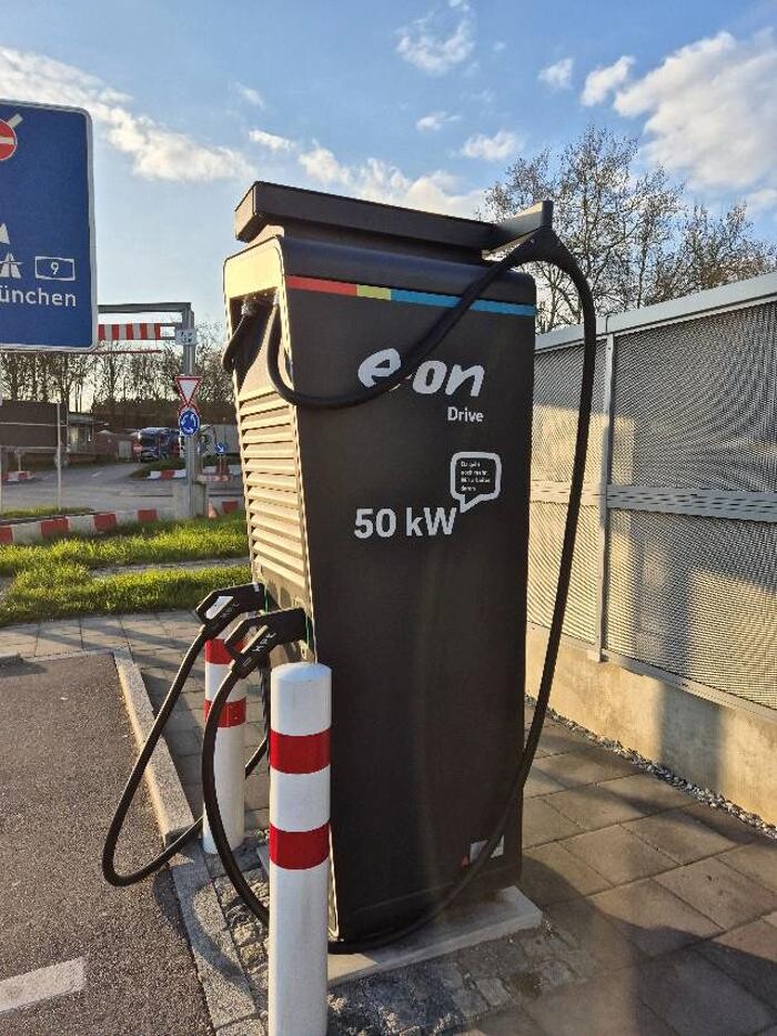 Bilder E.ON Drive Charging Station