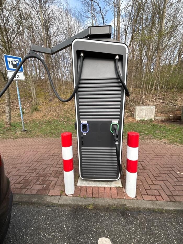 Bilder E.ON Drive Charging Station