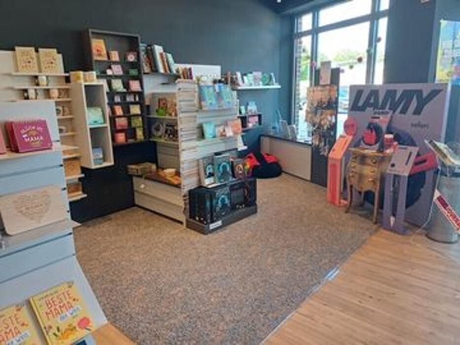 Bilder KLIBO Buch & Büro Weener