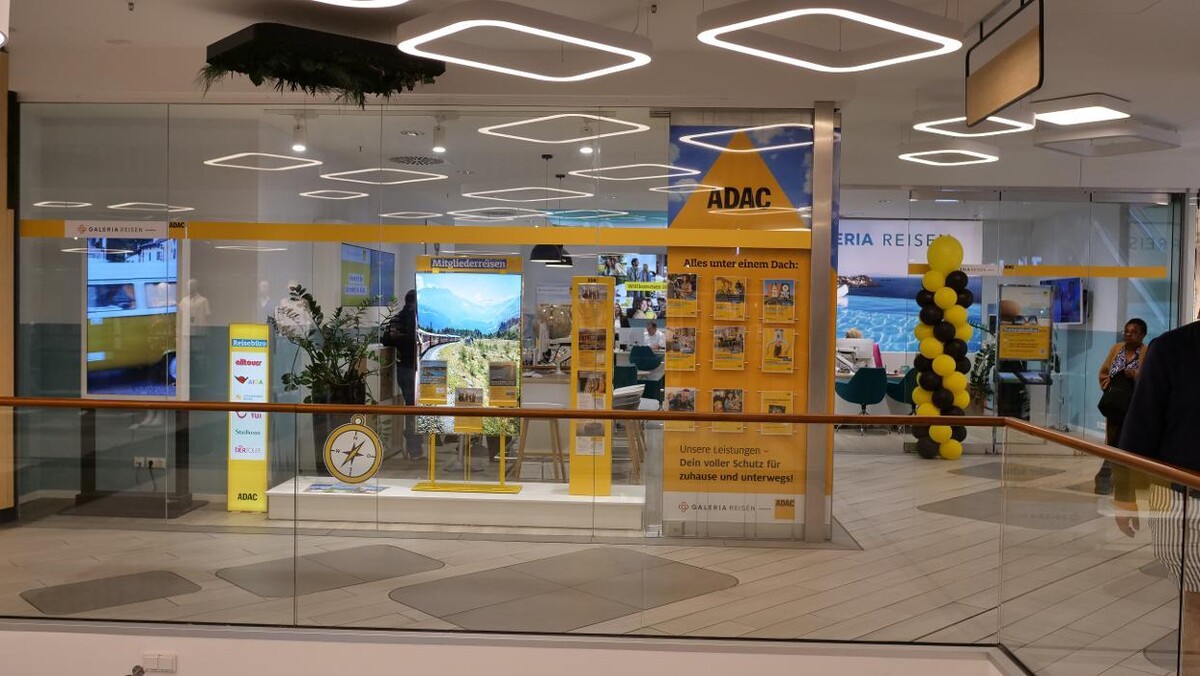 Bilder ADAC Service Point Hamburg Wandsbek