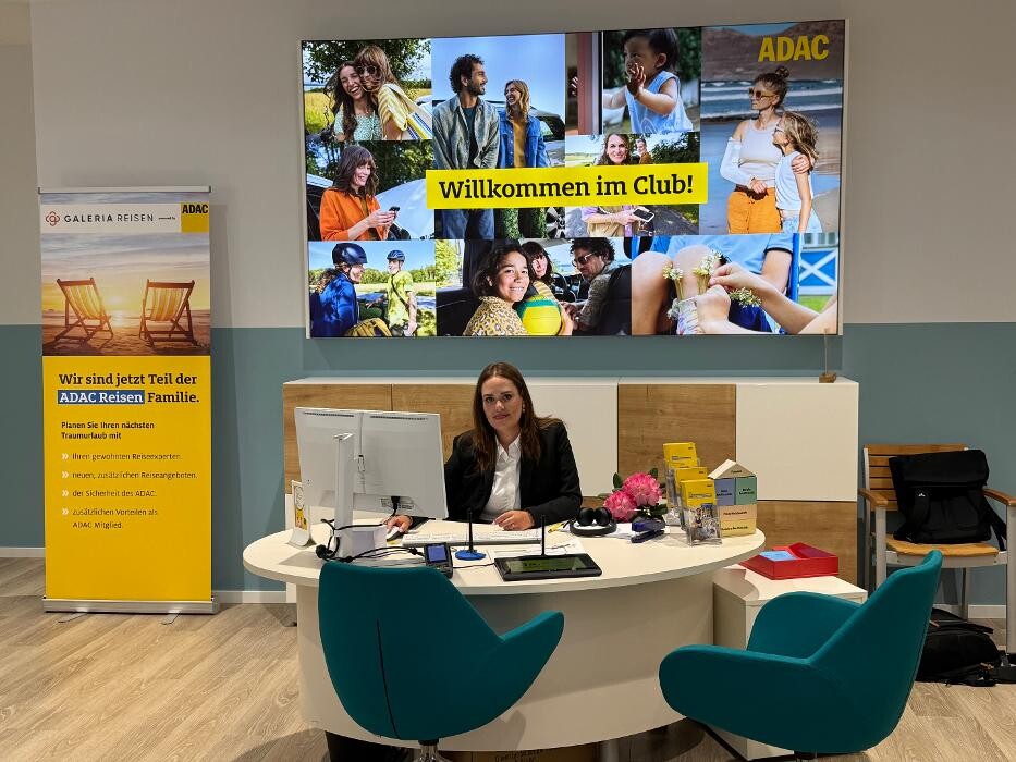 Bilder ADAC Service Point Hamburg Wandsbek