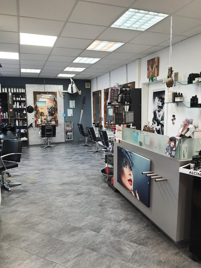 Bilder Salon Bärbels VierHAAReszeiten