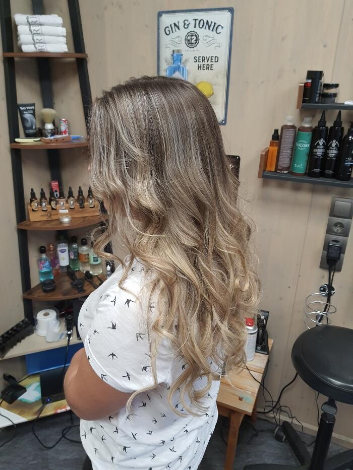 Bilder Salon Bärbels VierHAAReszeiten