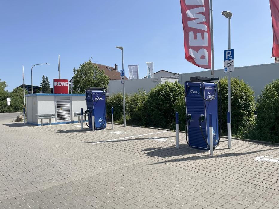 Bilder Aral pulse Ladestation