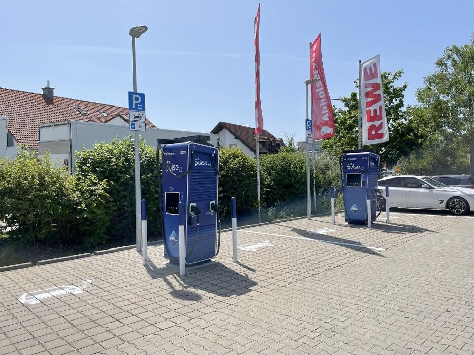 Bilder Aral pulse Ladestation