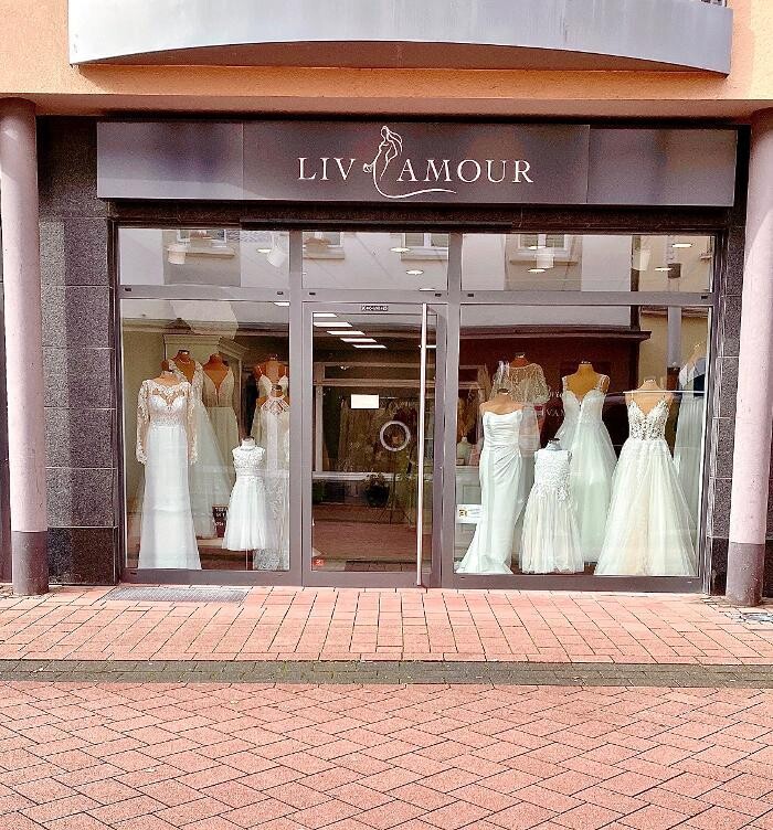Bilder LIVAMOUR Brautmode