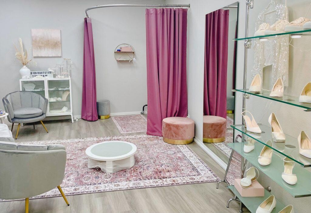 Bilder LIVAMOUR Brautmode