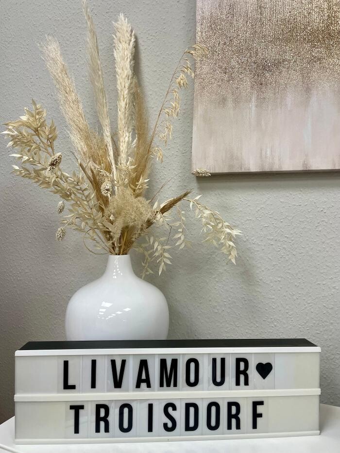 Bilder LIVAMOUR Brautmode