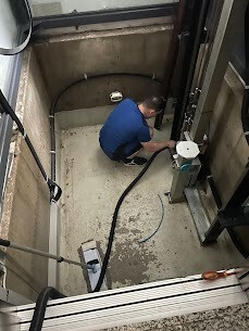 Bilder WALTER REINIGUNG: Gebäudereinigung - Treppenhausreinigung