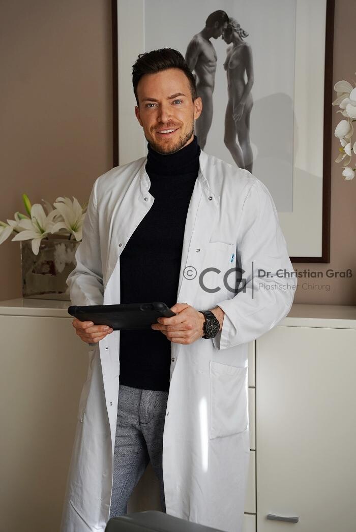 Dr. med. Christian Graß - Plastischer Chirurg Logo