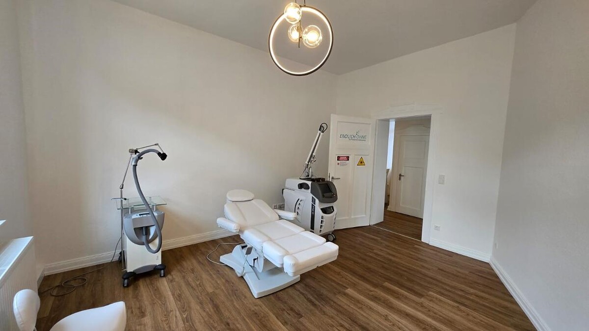 Bilder ENDLICH OHNE Tattooentfernung Filiale Fulda