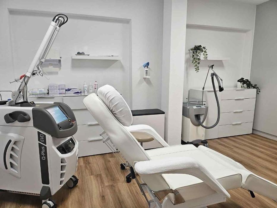 Bilder ENDLICH OHNE Tattooentfernung Filiale Saarbrücken