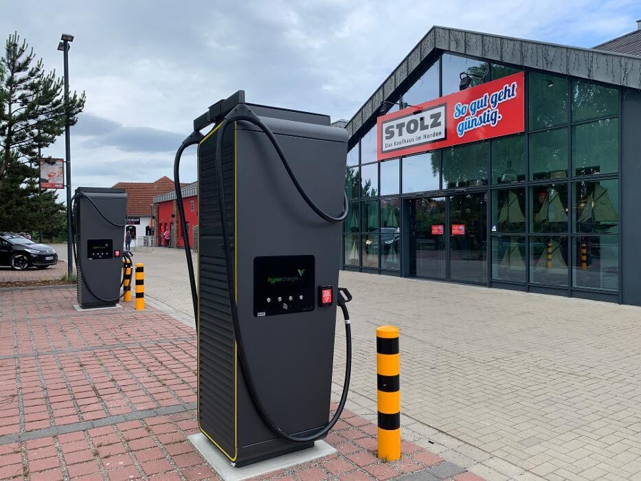 Bilder ORLEN CHARGE Ladestation