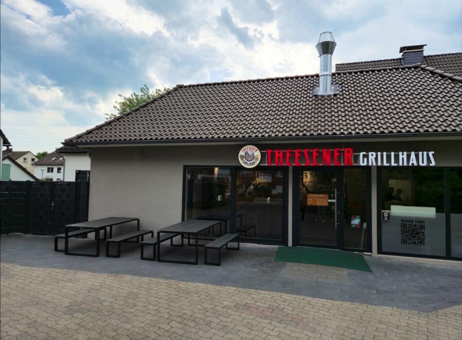 Bilder THEESENER GRILLHAUS