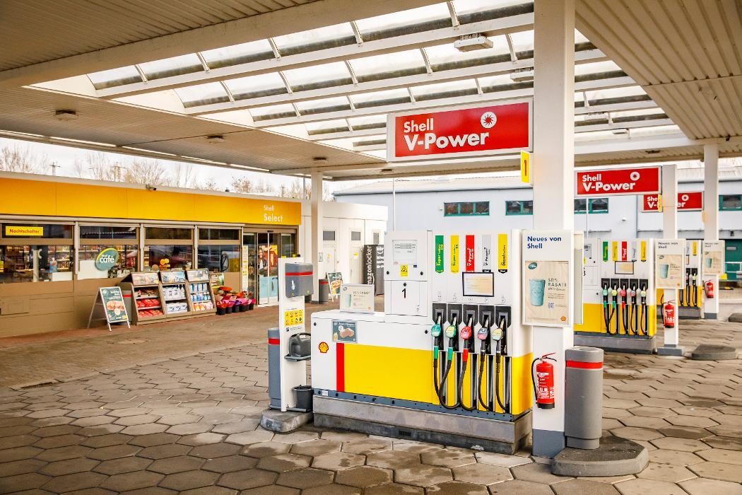 Bilder Shell Recharge Charging Station