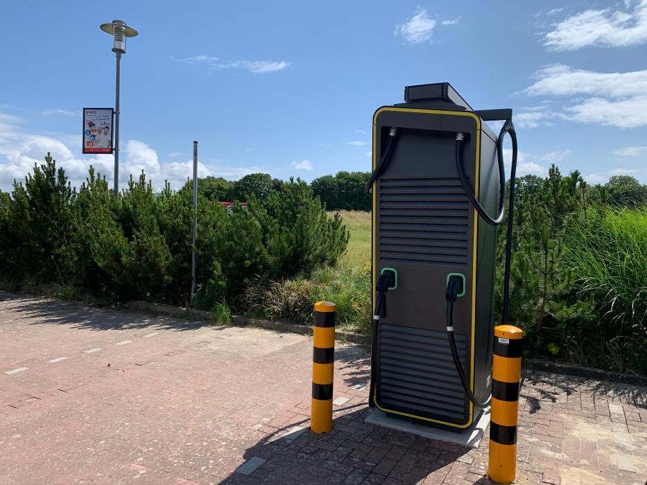 Bilder ORLEN CHARGE Ladestation
